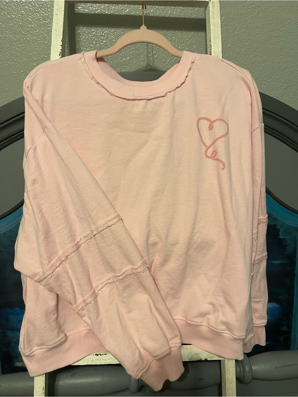 Women's Light Pink Heart Embroidered Pullover Sweatshirt